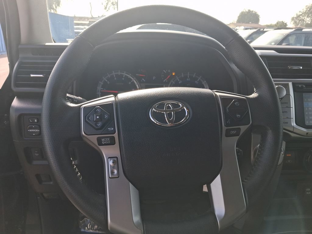 Used 2019 Toyota 4Runner SR5 Premium image 17