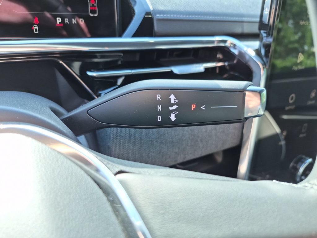New 2026 GMC Sierra EV Elevation w/ Premium Package AWD/4WD image 33