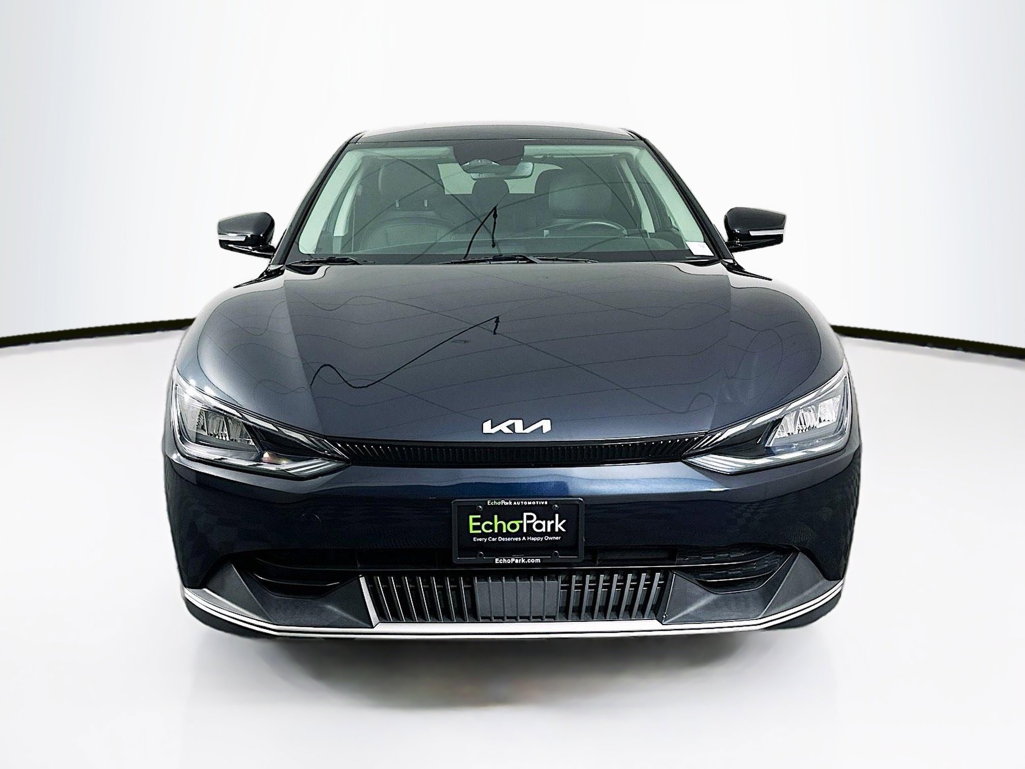 Used 2024 Kia EV6 Light RWD image 2