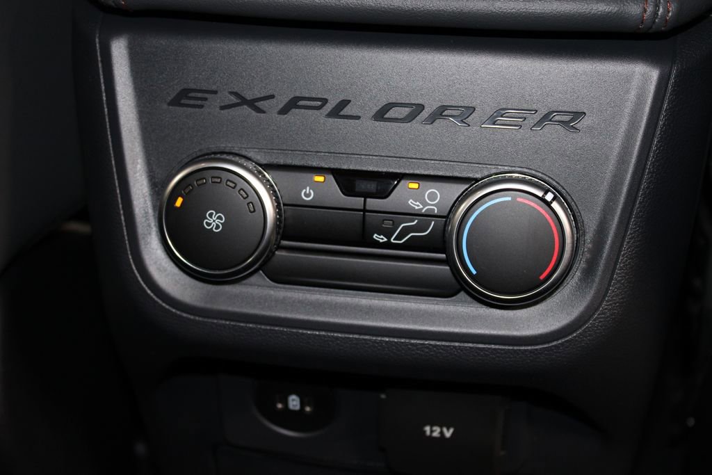 New 2026 Ford Explorer Active w/ Active Comfort Package image 34