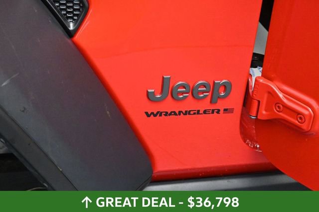 Used 2024 Jeep Wrangler Unlimited Rubicon AWD/4WD image 15