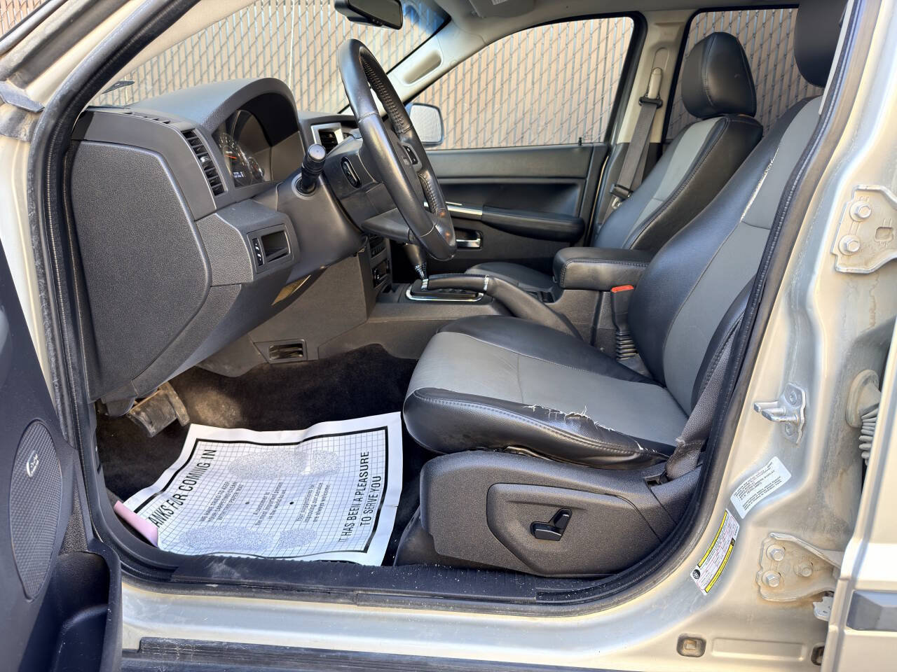 Used 2009 Jeep Grand Cherokee Laredo AWD/4WD image 9