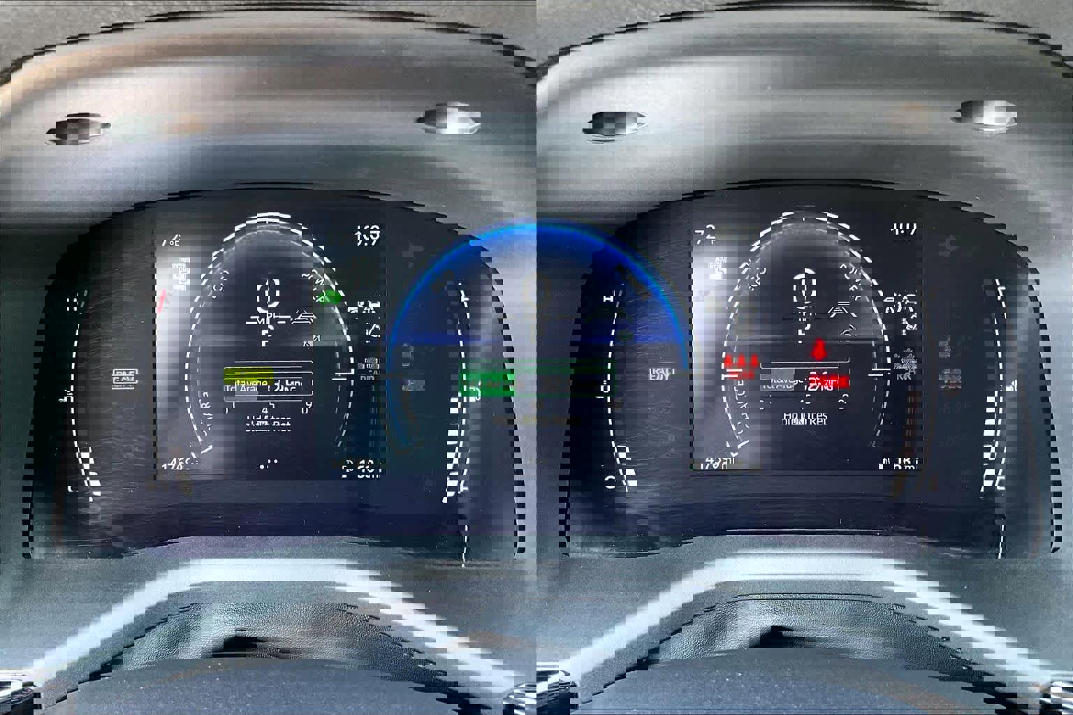 Certified 2025 Toyota Camry SE image 25