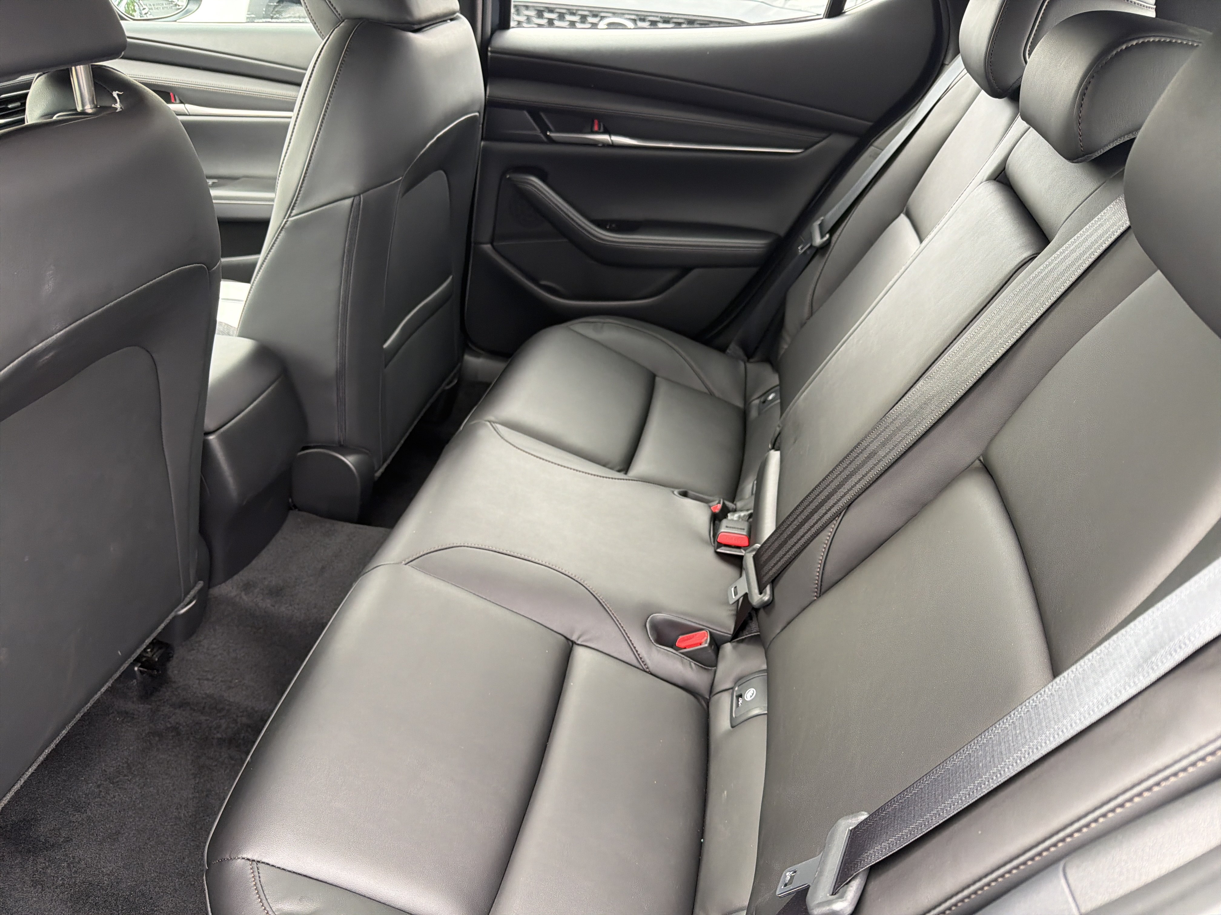 Used 2024 MAZDA MAZDA3 s FWD image 21