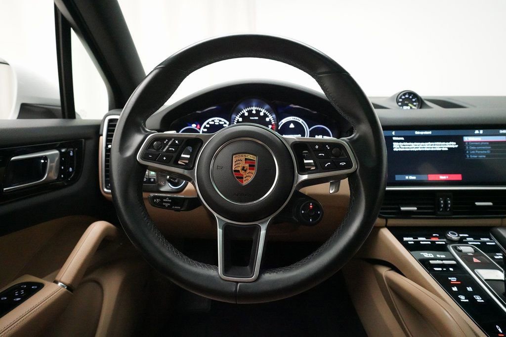 Used 2019 Porsche Cayenne E-Hybrid image 18