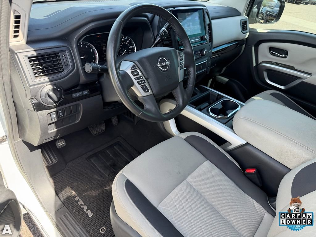 Used 2024 Nissan Titan SV w/ SV Convenience Package image 15