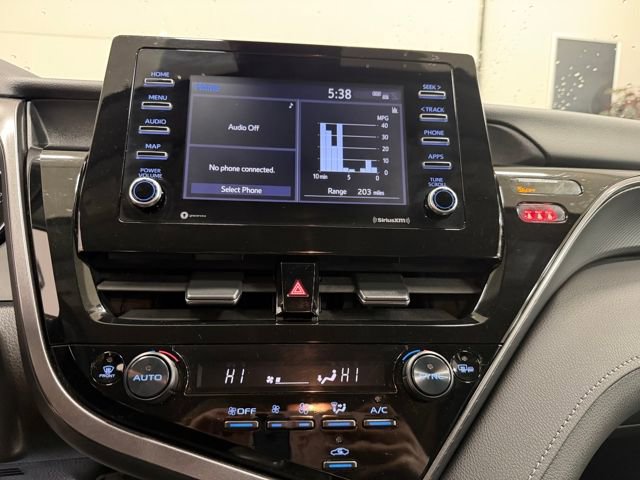 Used 2024 Toyota Camry SE image 38