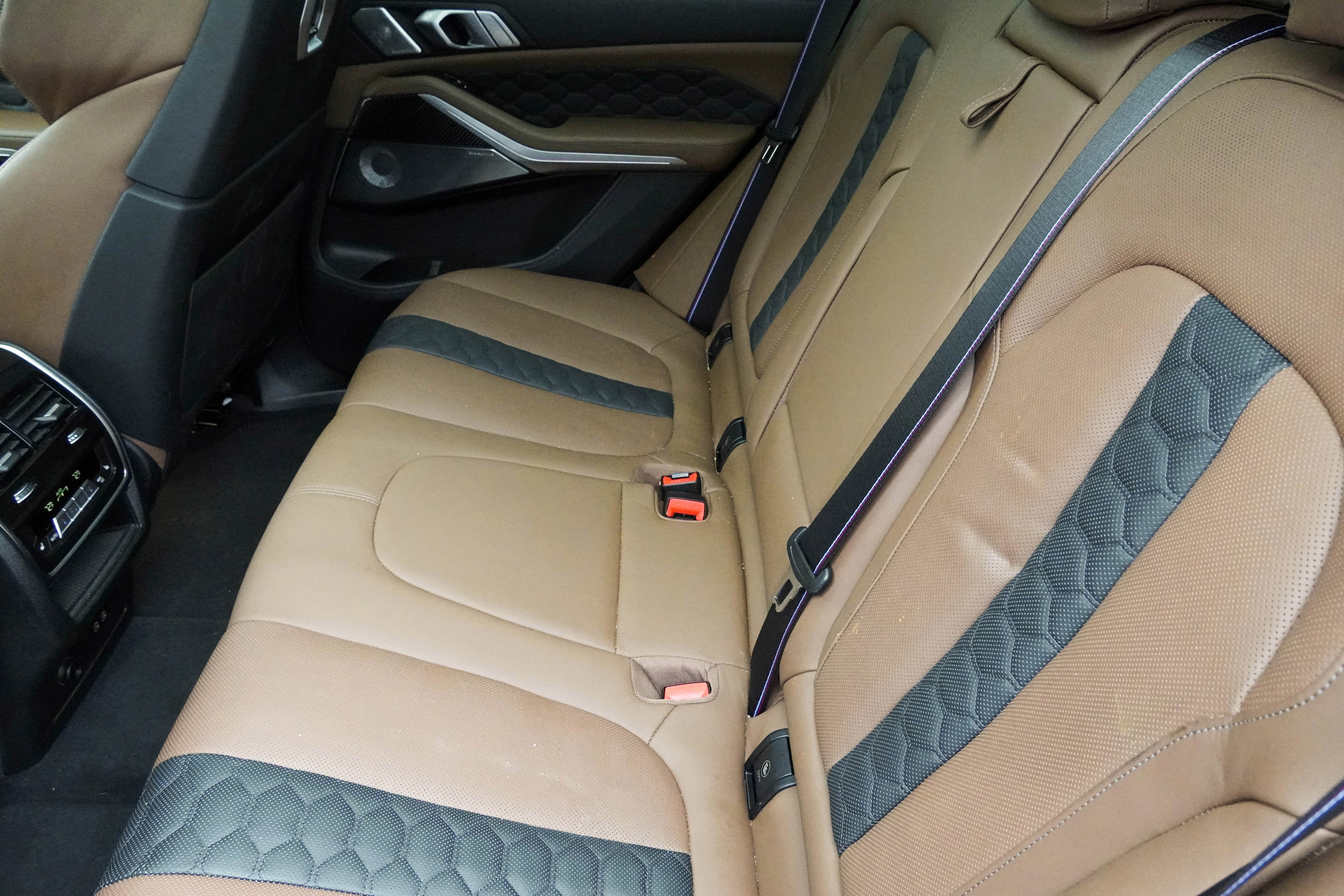 Used 2025 BMW X5 M Competition w/ Executive Package AWD/4WD image 38