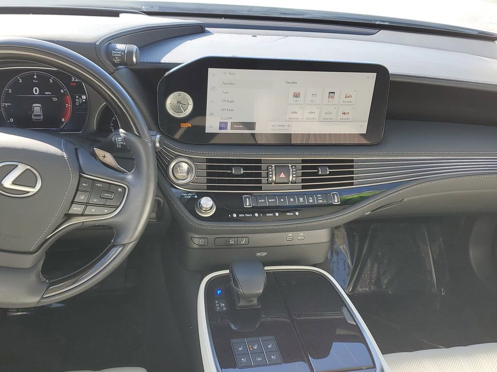 Used 2023 Lexus LS 500 Core w/ Interior Upgrade Package image 19