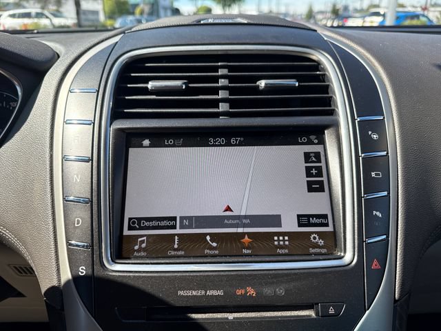 Used 2018 Lincoln MKX Reserve w/ Driver Assistance Package AWD/4WD image 23