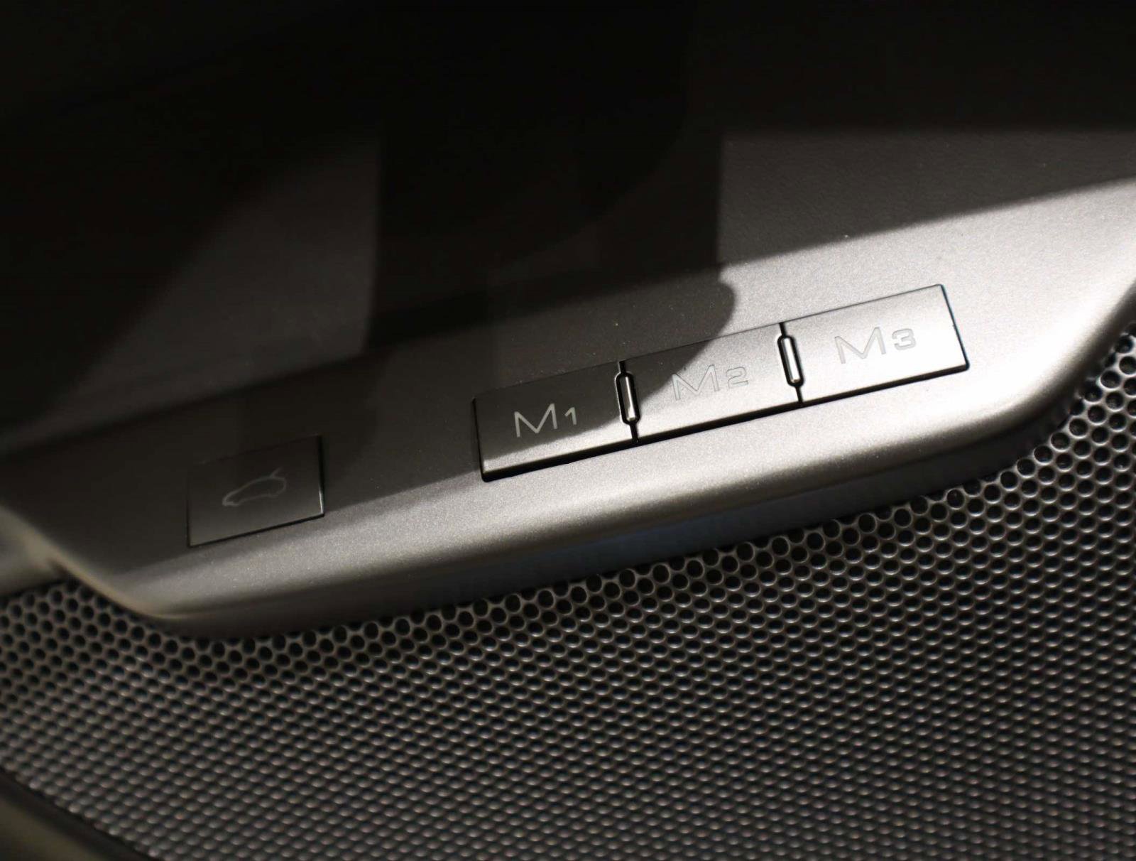 Certified 2022 Ferrari Portofino M image 25