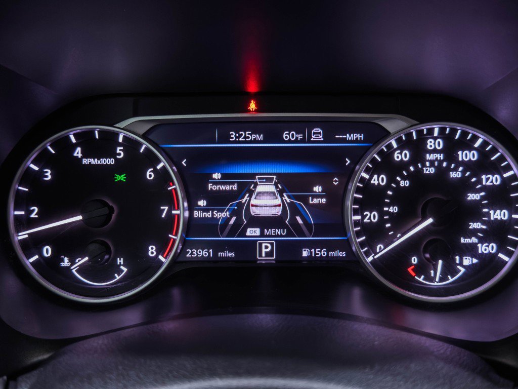 Used 2025 Nissan Sentra SV image 36