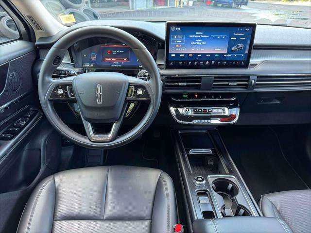Used 2023 Lincoln Corsair AWD w/ Equipment Group 101A image 19
