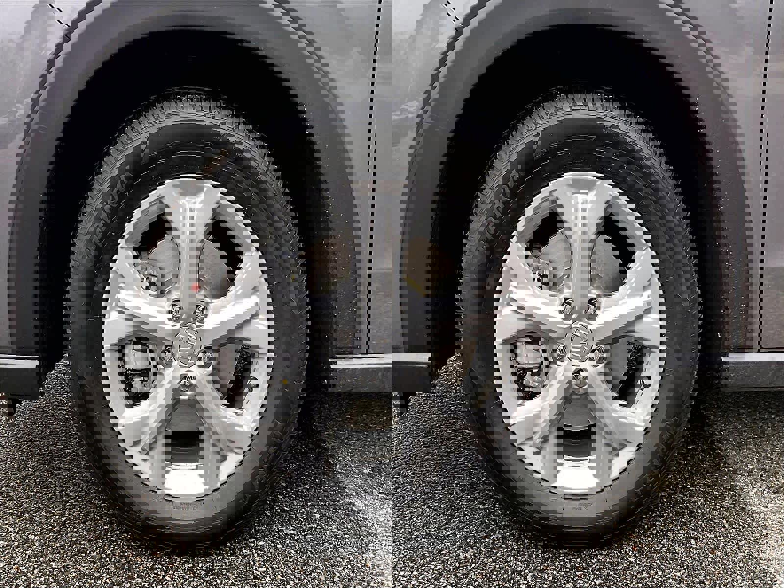 Used 2025 Honda HR-V LX image 7