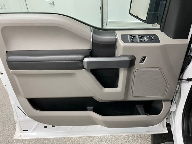 Used 2018 Ford F150 XLT w/ Equipment Group 302A Luxury AWD/4WD image 23