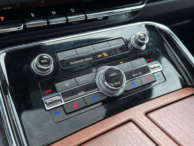 Certified 2023 Lincoln Navigator Reserve AWD/4WD image 20