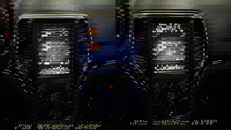 Used 2014 Jeep Grand Cherokee Limited w/ Luxury Group II image 22