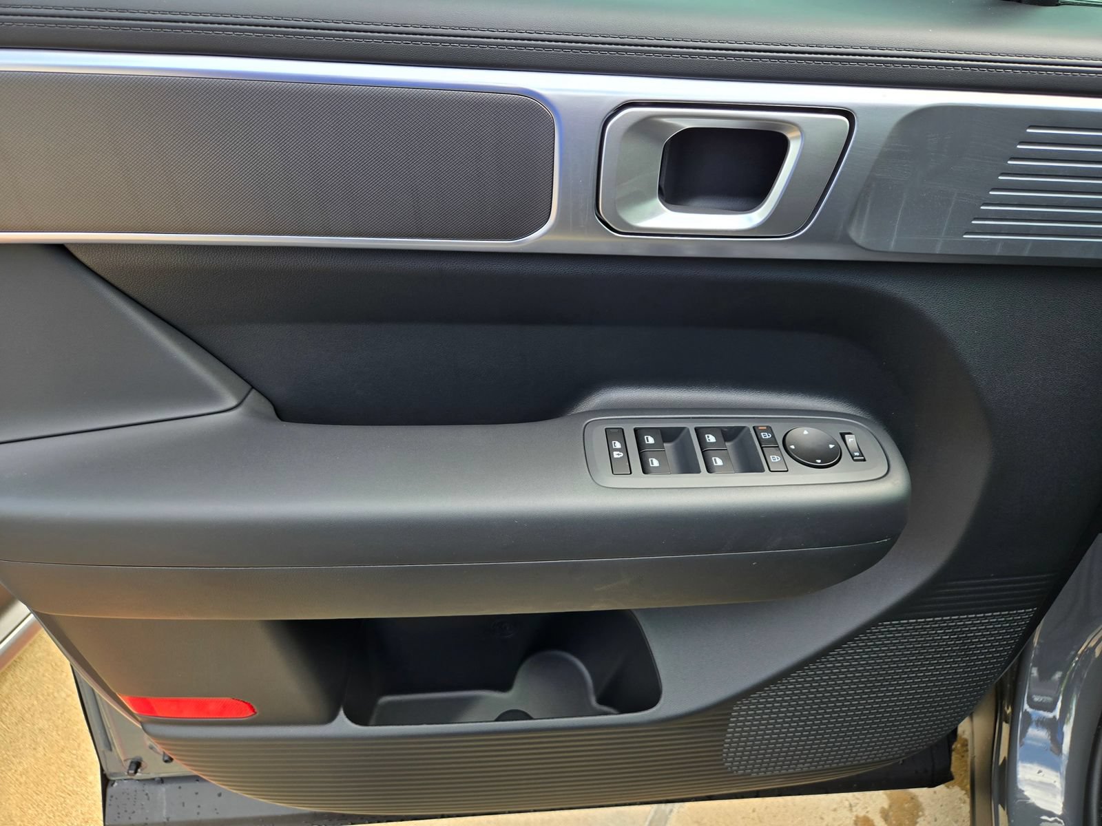 New 2027 Hyundai Santa Fe SE FWD image 19