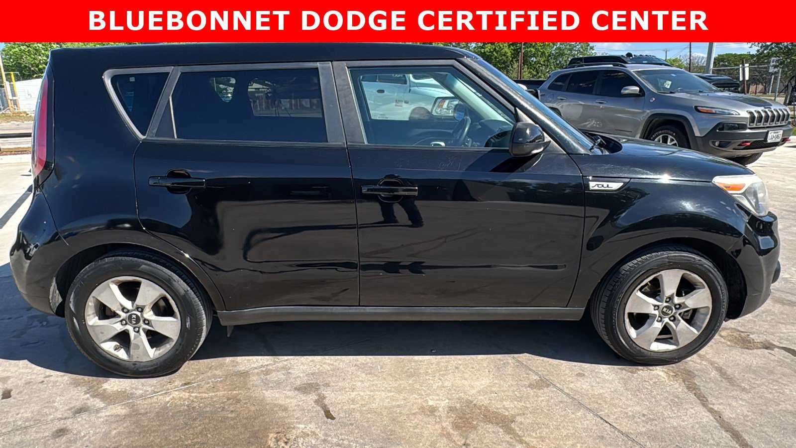 Used 2017 Kia Soul image 4