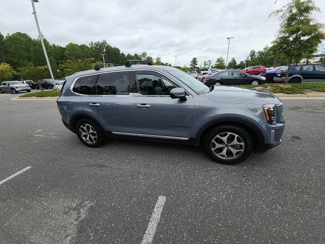 Used 2020 Kia Telluride EX w/ Towing Package AWD/4WD image 18