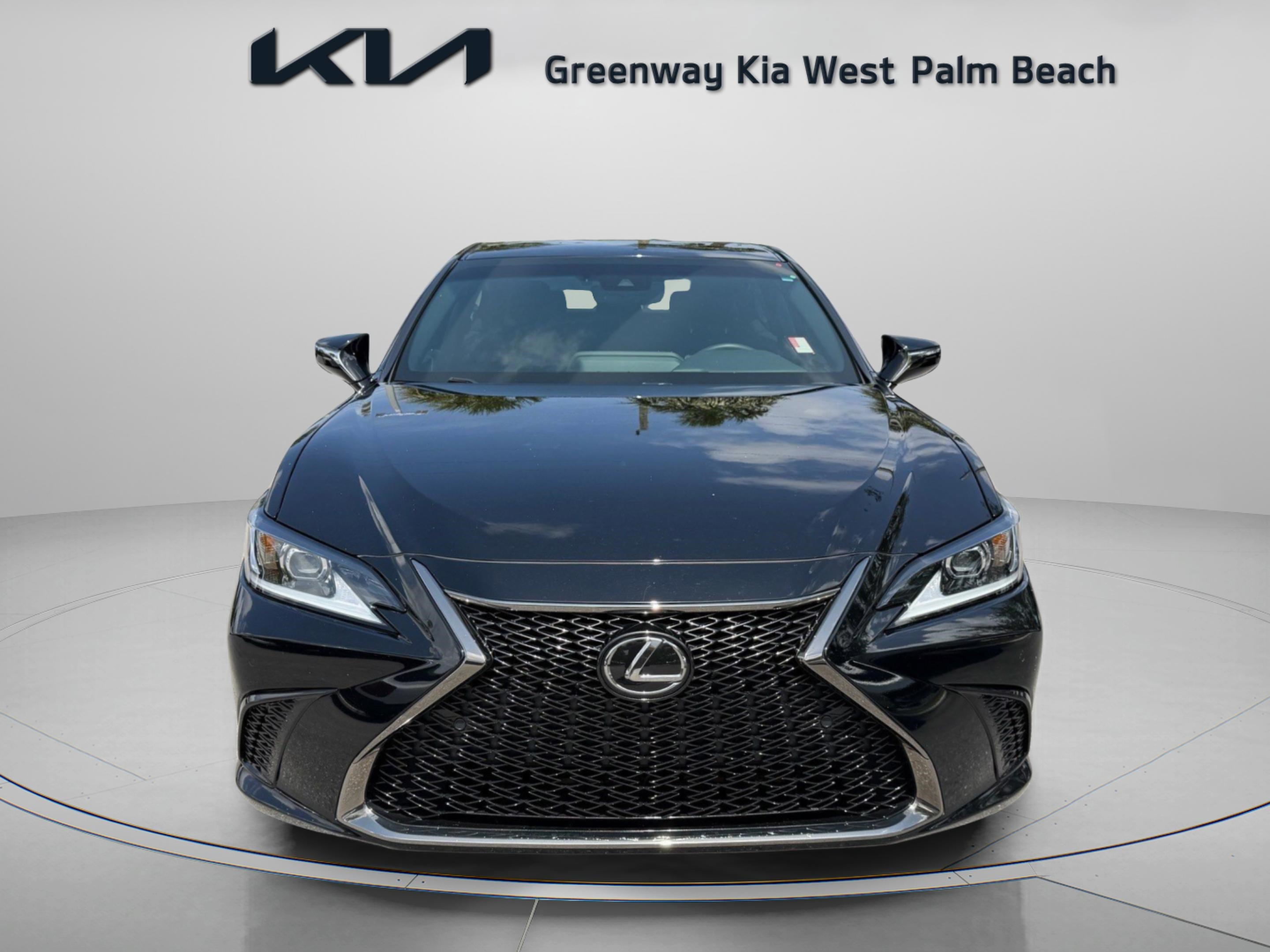 Used 2023 Lexus ES 350 F Sport w/ Accessory Package (Z2) FWD image 2