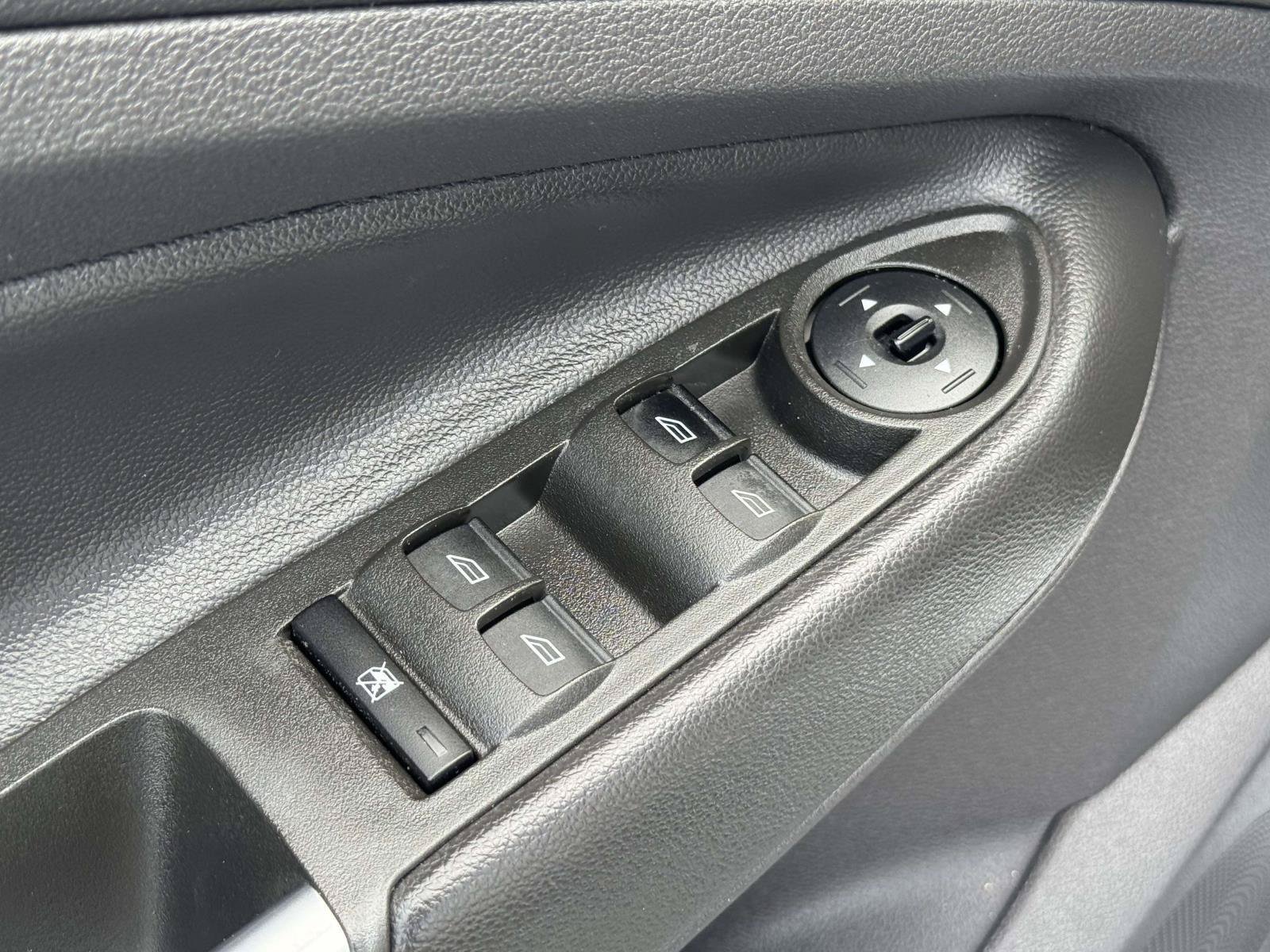 Used 2014 Ford Escape SE AWD/4WD image 10
