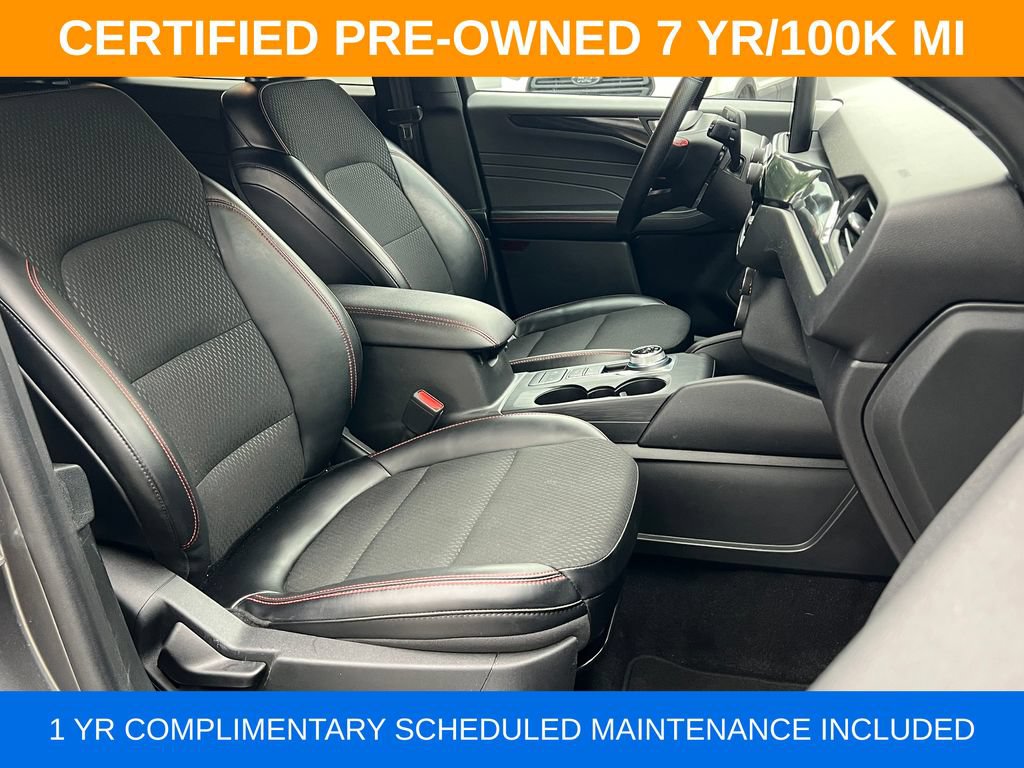 Used 2025 Ford Escape ST-Line Select AWD/4WD image 21