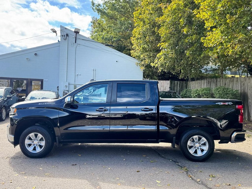 Used 2021 Chevrolet Silverado 1500 LT image 3