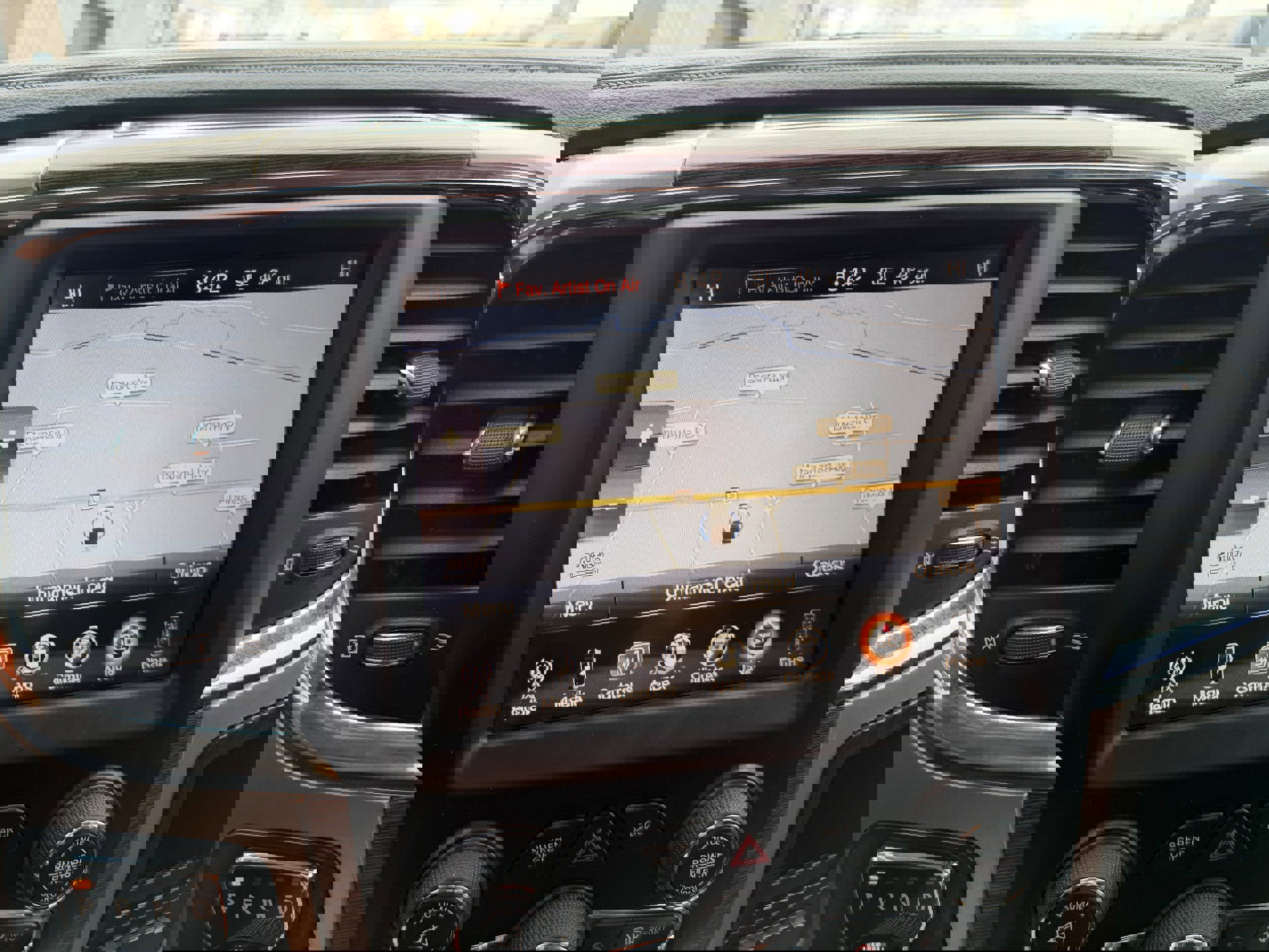 Used 2016 RAM 1500 Laramie w/ Convenience Group image 7