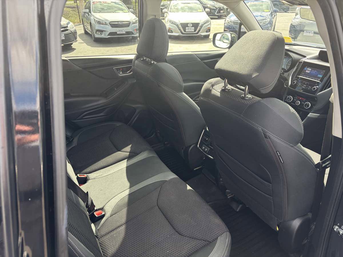 Used 2019 Subaru Forester Premium AWD/4WD image 21