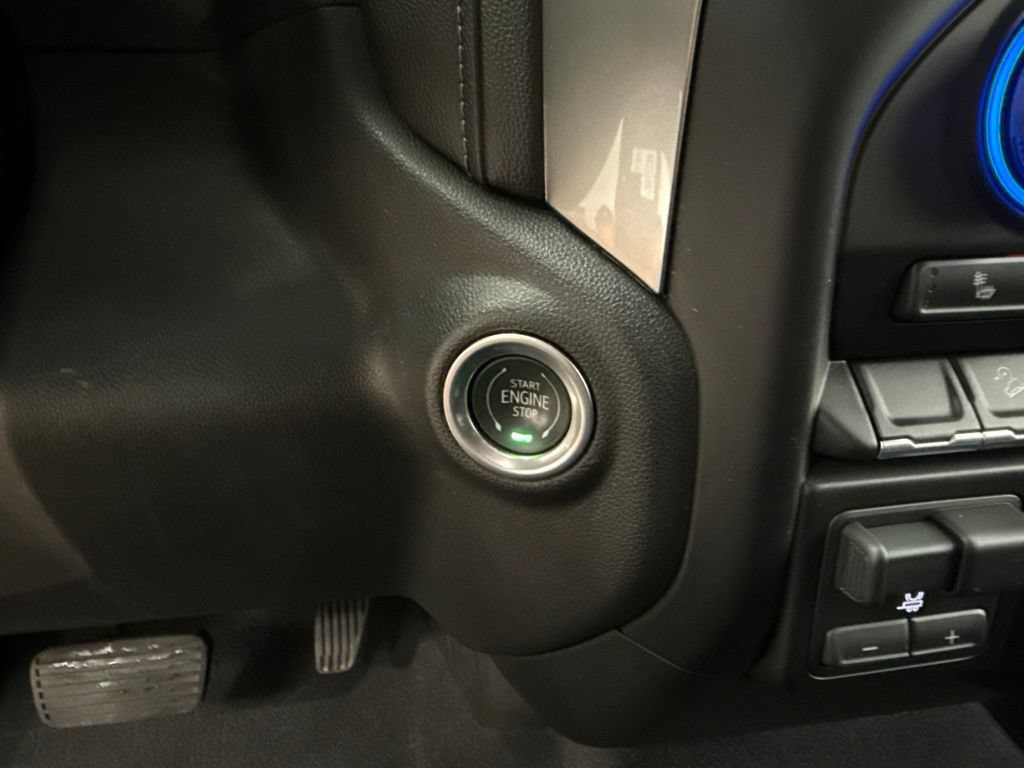 Used 2019 Chevrolet Silverado 1500 LT w/ All-Star Edition AWD/4WD image 36