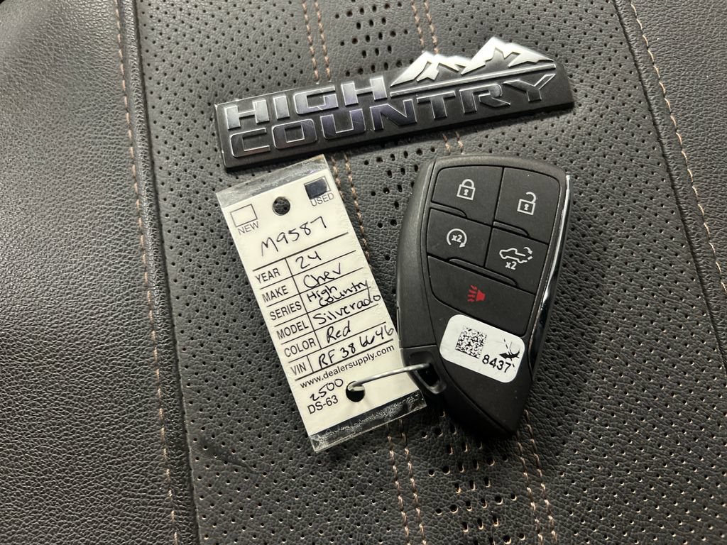 Certified 2024 Chevrolet Silverado 2500 High Country AWD/4WD image 29