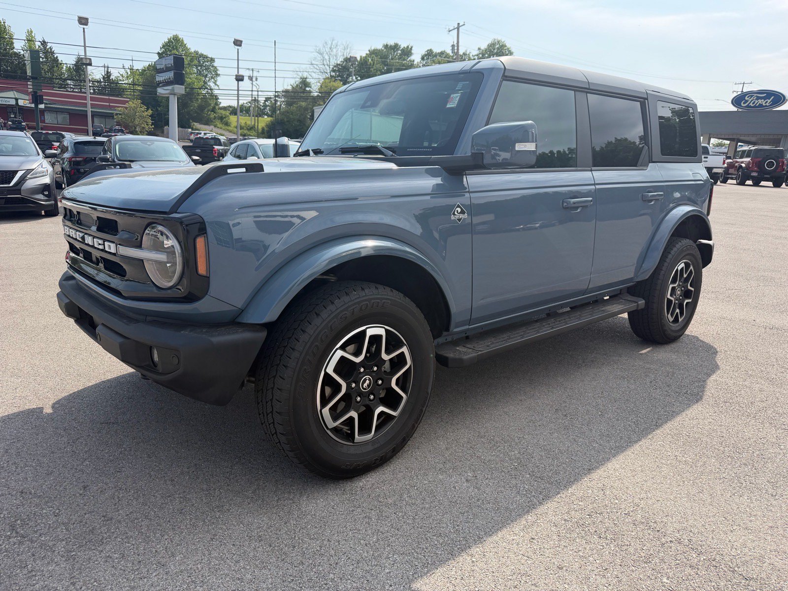Used 2023 Ford Bronco Outer Banks AWD/4WD image 7