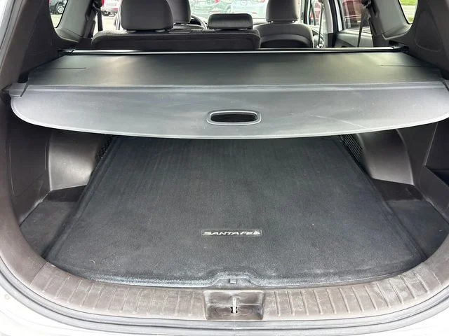 Used 2020 Hyundai Santa Fe SE AWD/4WD image 31