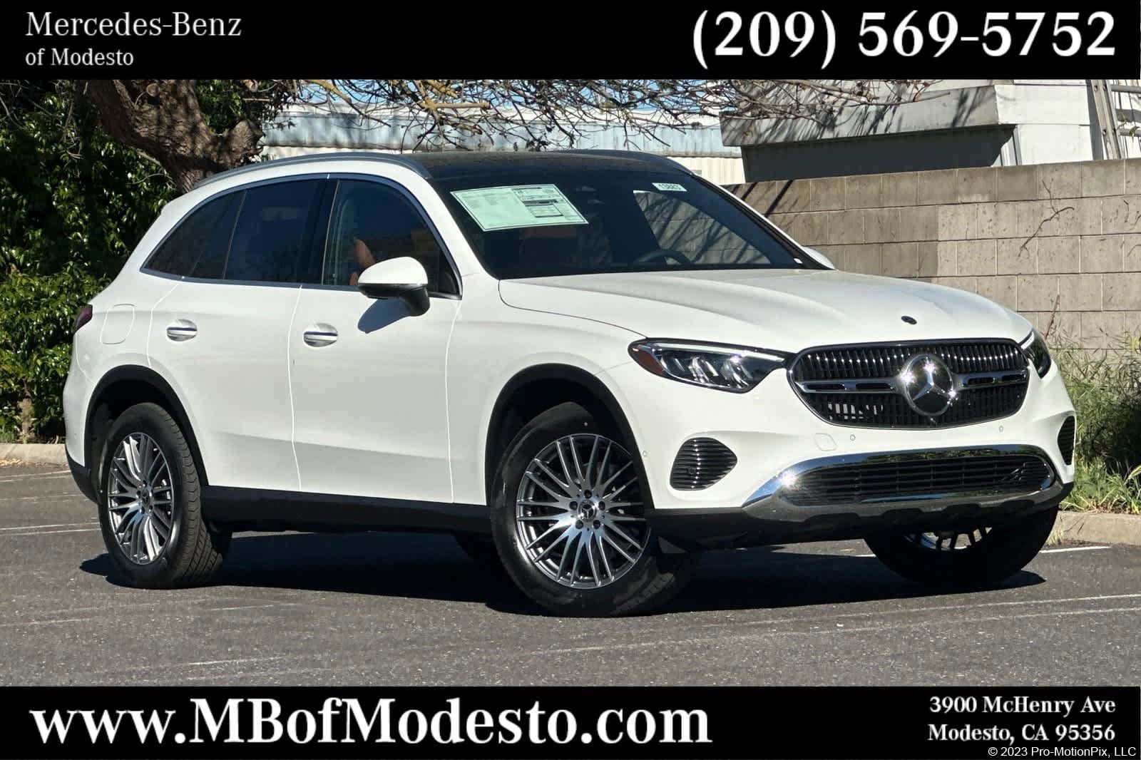 New 2026 Mercedes-Benz GLC 300 4MATIC image 1