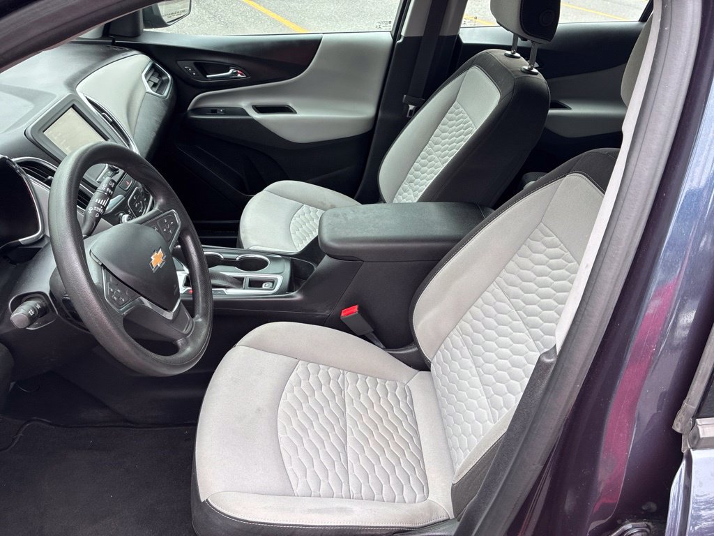 Used 2019 Chevrolet Equinox LS AWD/4WD image 11