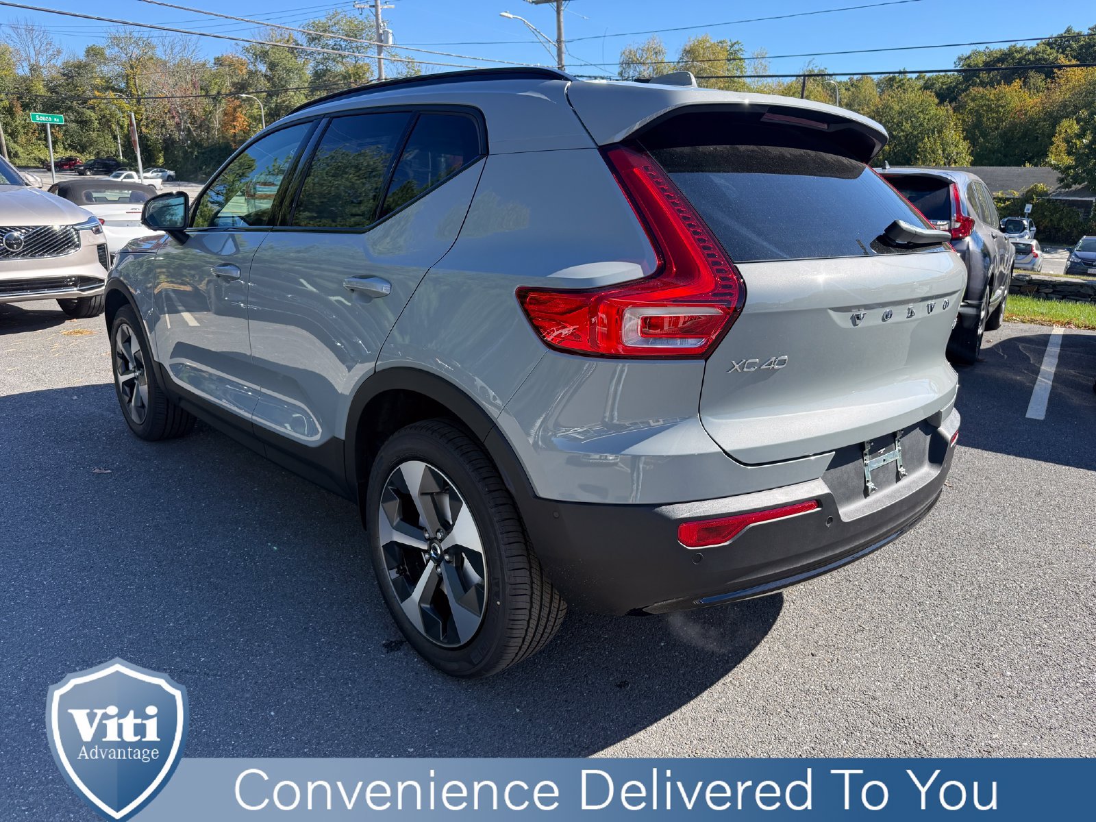 New 2026 Volvo XC40 B5 Plus w/ Protection Package Premier AWD/4WD image 6