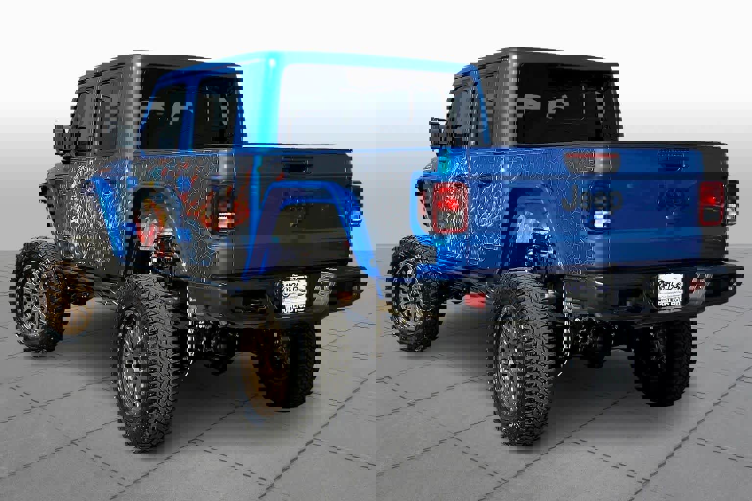 Used 2025 Jeep Gladiator Sport image 11