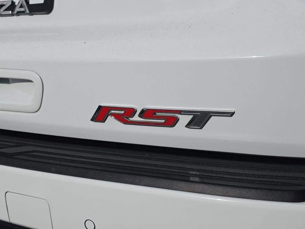 Used 2024 Chevrolet Suburban RST w/ Sport Performance Package RWD image 11