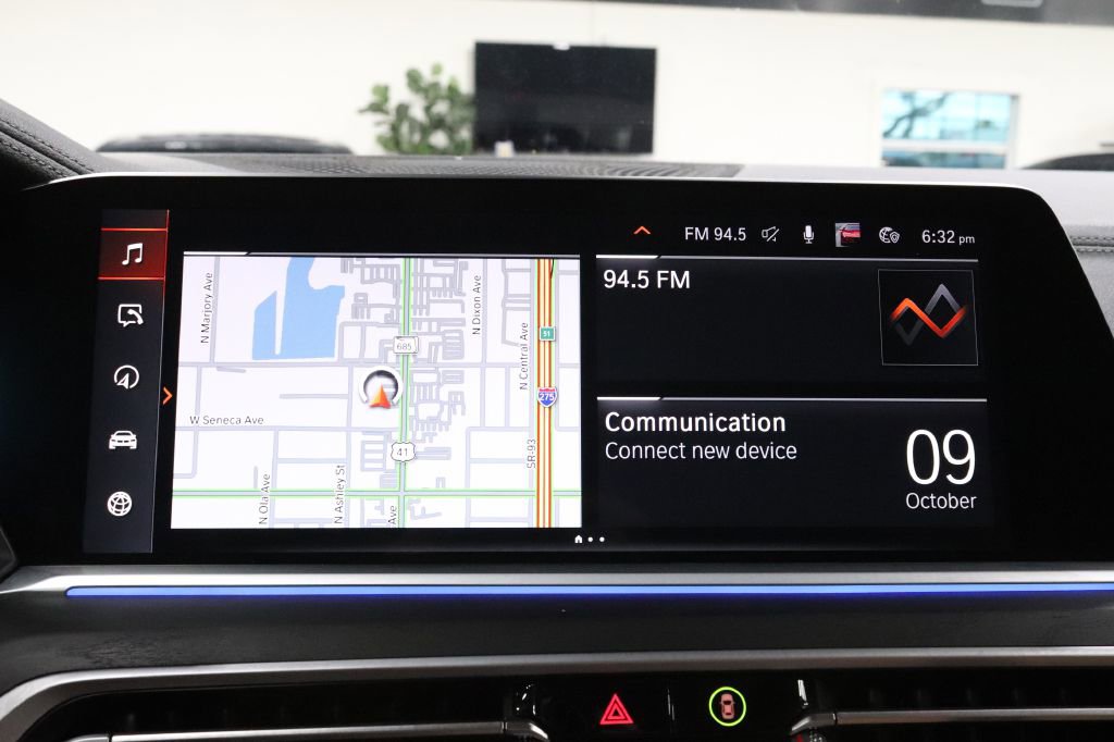 Used 2022 BMW X7 xDrive40i w/ Premium Package image 14