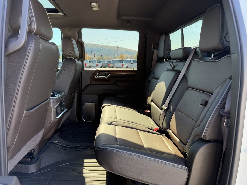 Used 2024 GMC Sierra 2500 Denali w/ Denali Reserve Package image 21