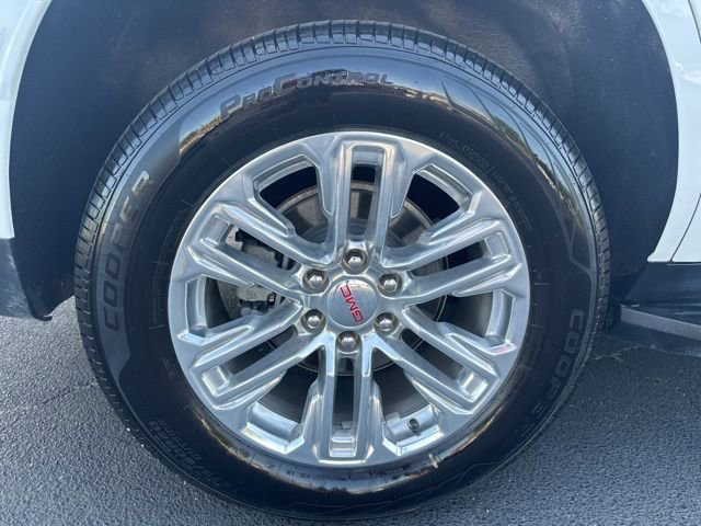 Used 2023 GMC Yukon SLT AWD/4WD image 49