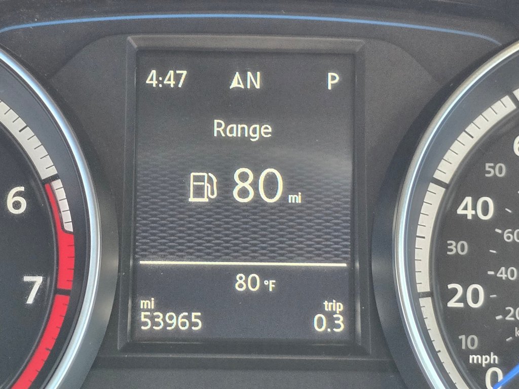 Used 2016 Volkswagen Golf R 4-Door AWD/4WD image 8