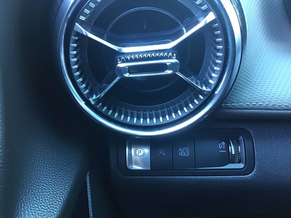 New 2026 Chevrolet Equinox LT w/ Convenience Package II image 17