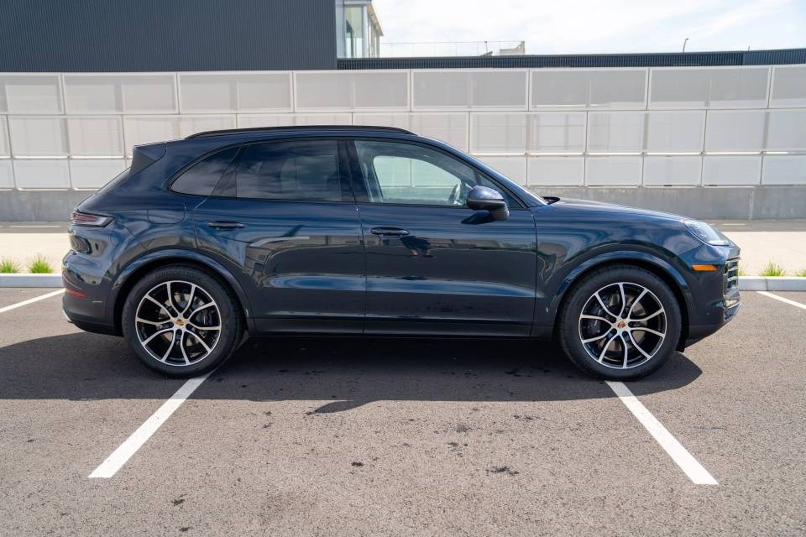 New 2026 Porsche Cayenne AWD/4WD image 8