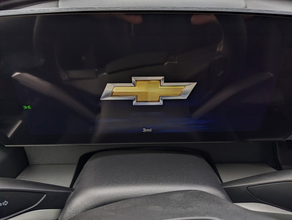 New 2026 Chevrolet Traverse LT w/ LPO, Floor Liner Package image 2
