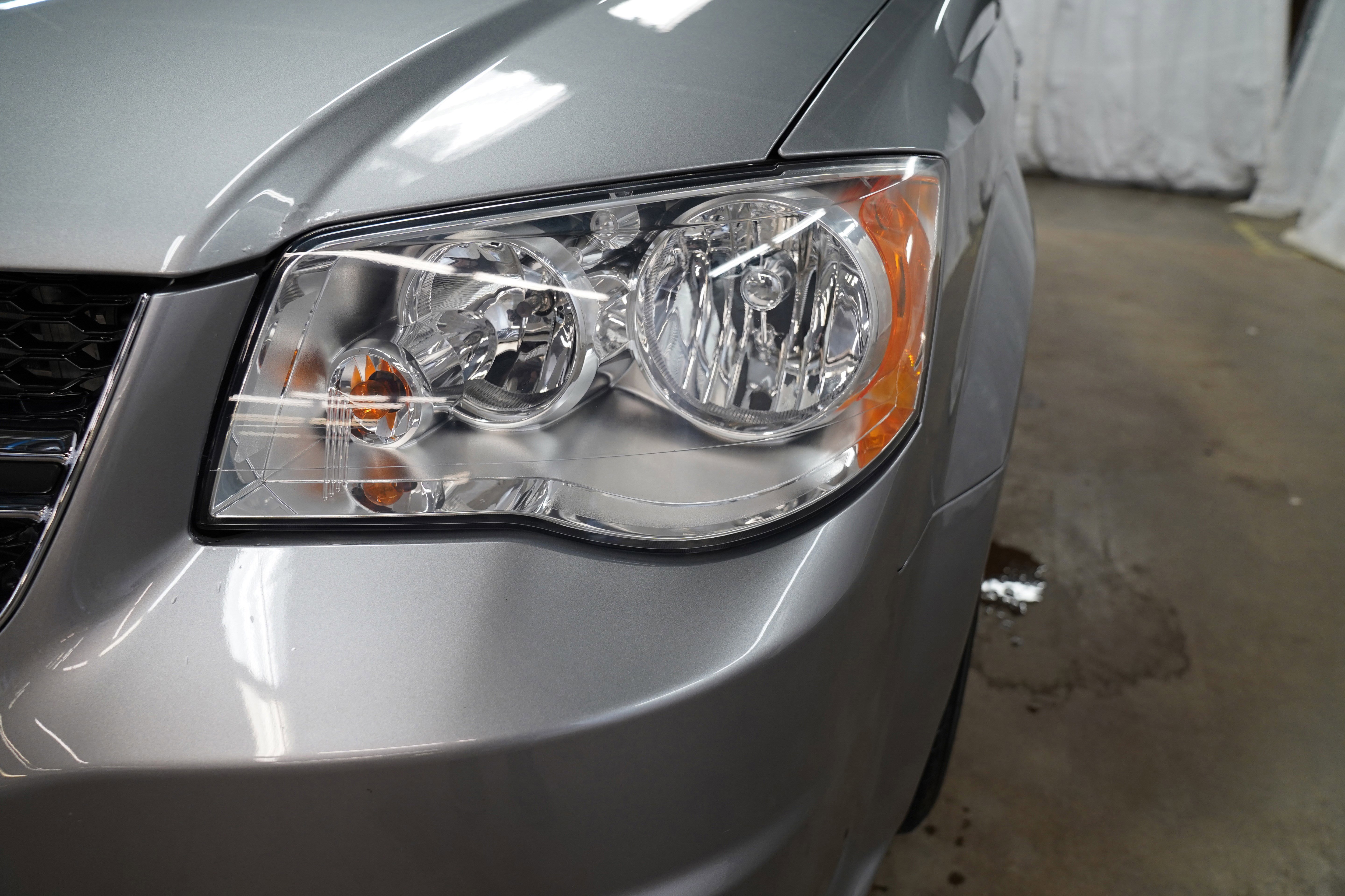 Used 2019 Dodge Grand Caravan SE FWD image 10