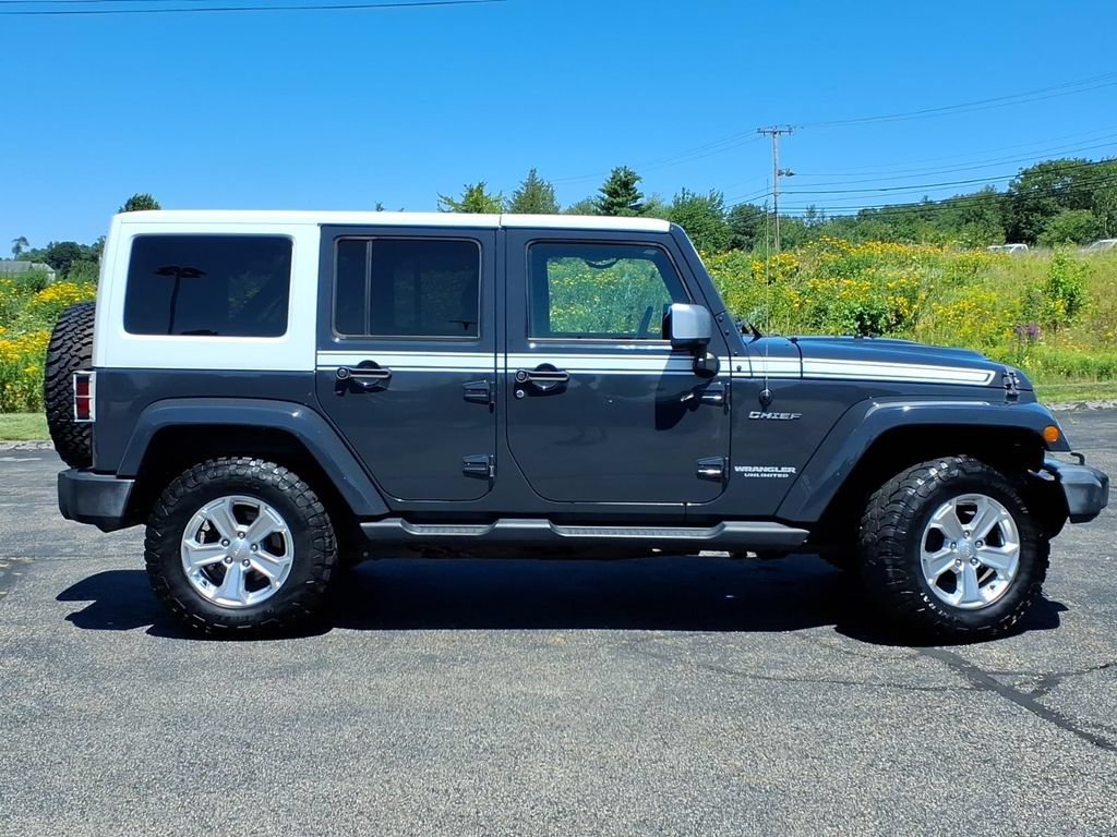 Used 2017 Jeep Wrangler Unlimited Sahara w/ Quick Order Package 24E Chief AWD/4WD image 2