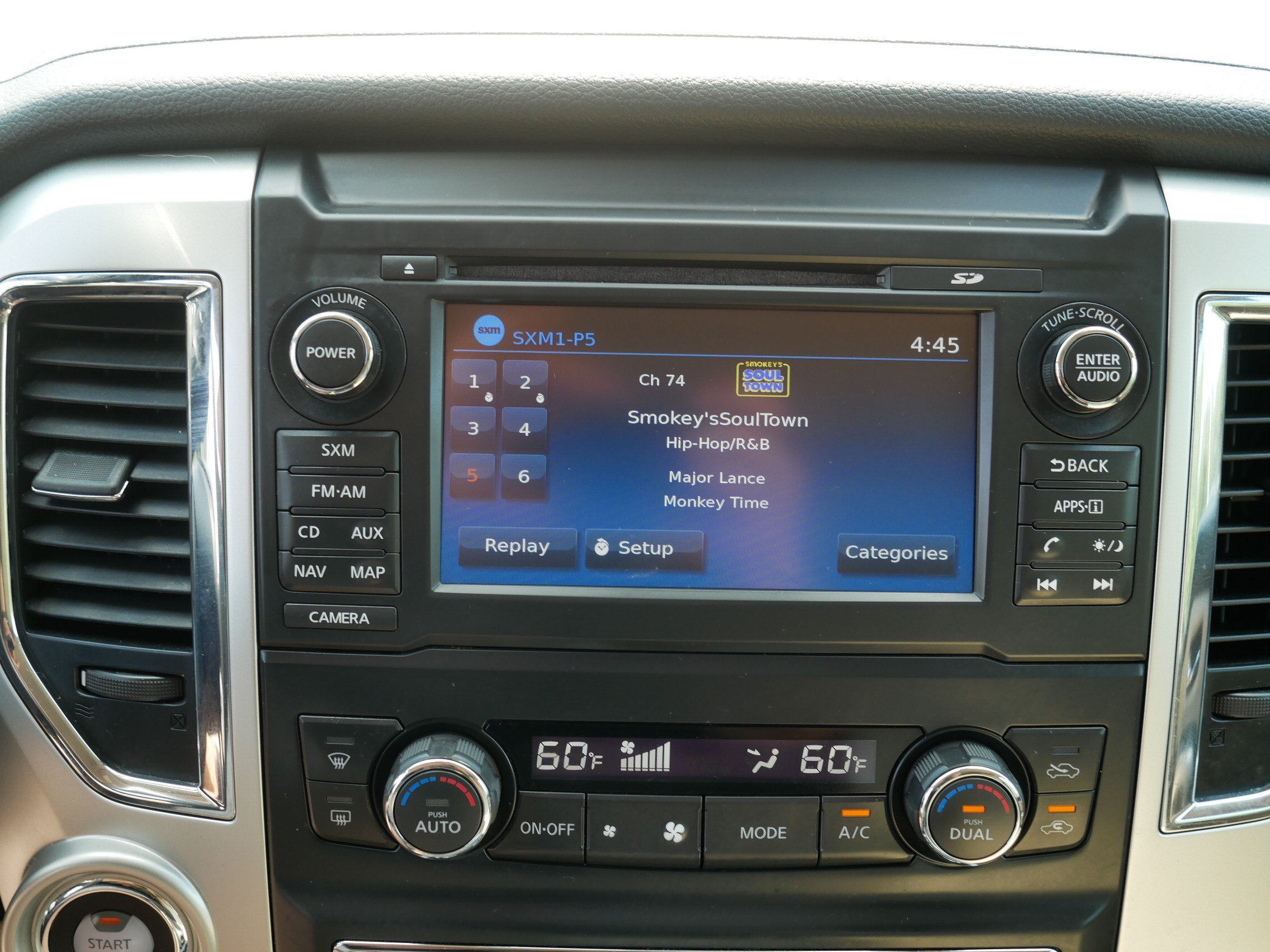 Certified 2017 Nissan Titan SV RWD image 22