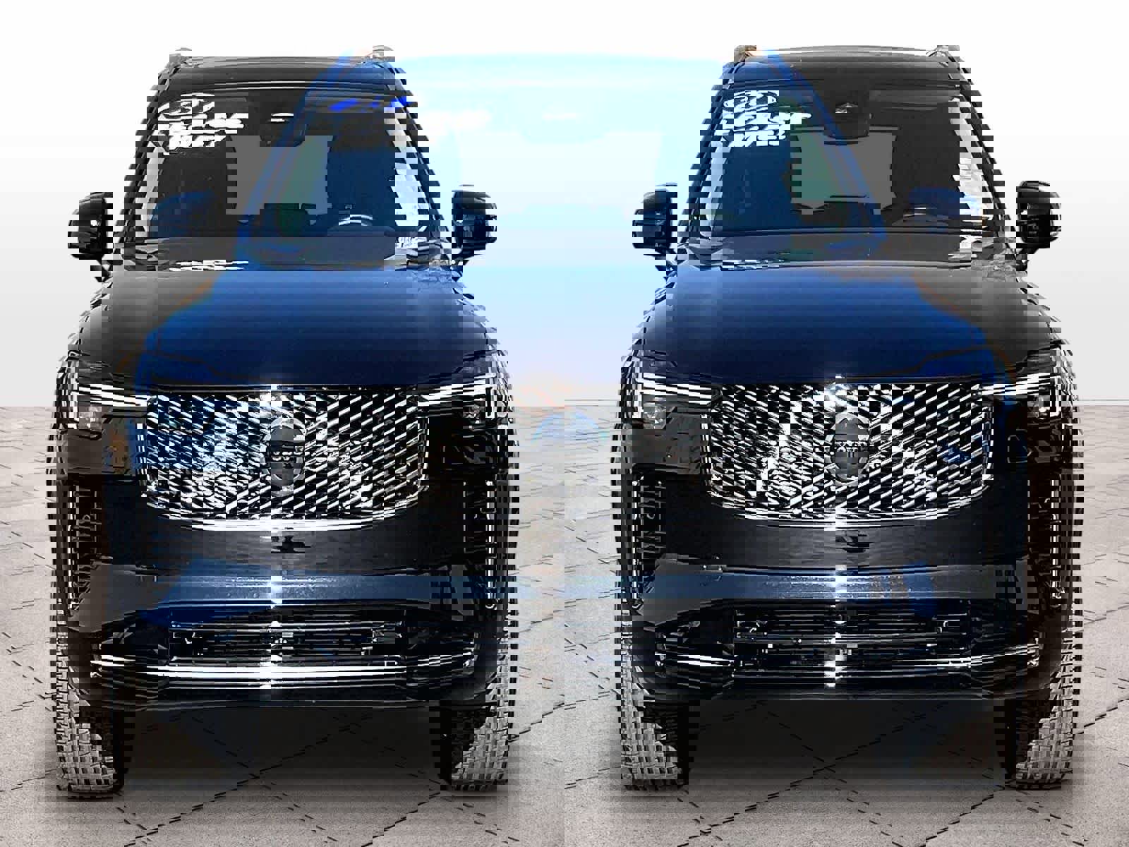 Used 2025 Volvo XC90 B5 Core w/ Protection Package Premier image 3